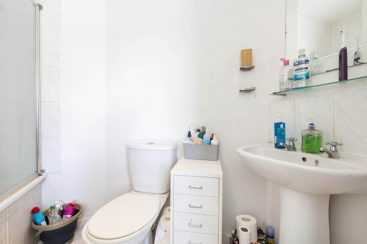 Modern Apartment Fawley Road , West Hampstead